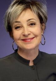 Annie Potts